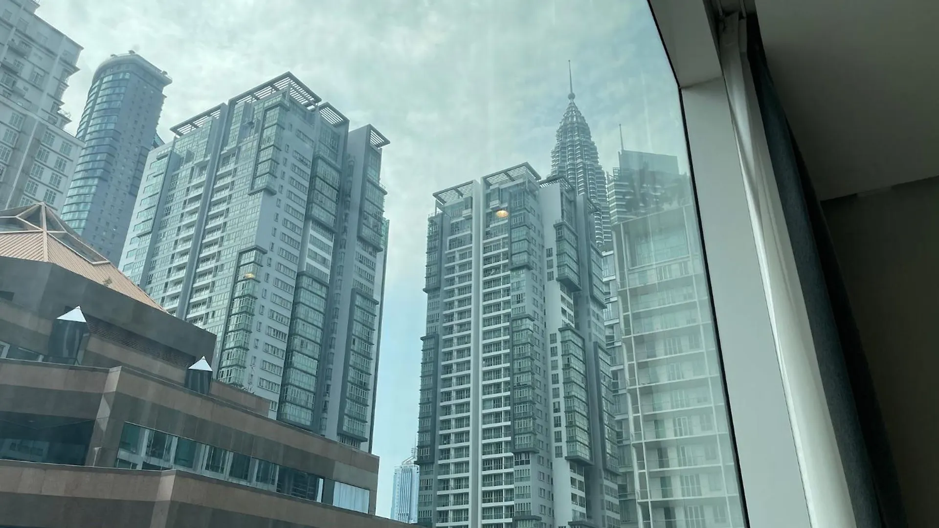 Soho Suites Klcc By Rest Kuala Lumpur Malesia