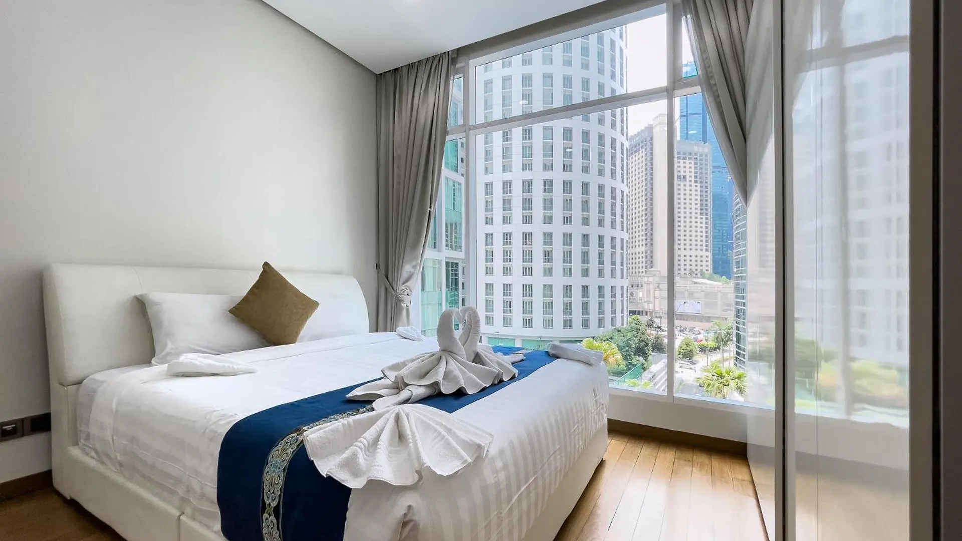 Soho Suites Klcc By Rest Kuala Lumpur 0*,
