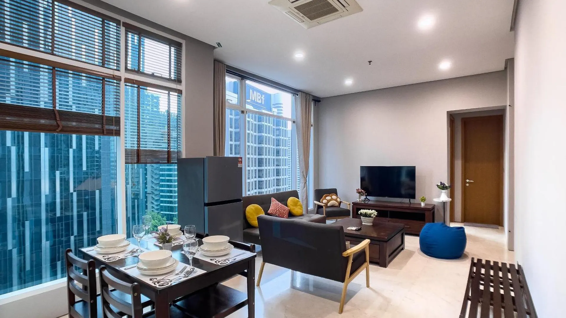 Soho Suites Klcc By Rest Kuala Lumpur Apartment