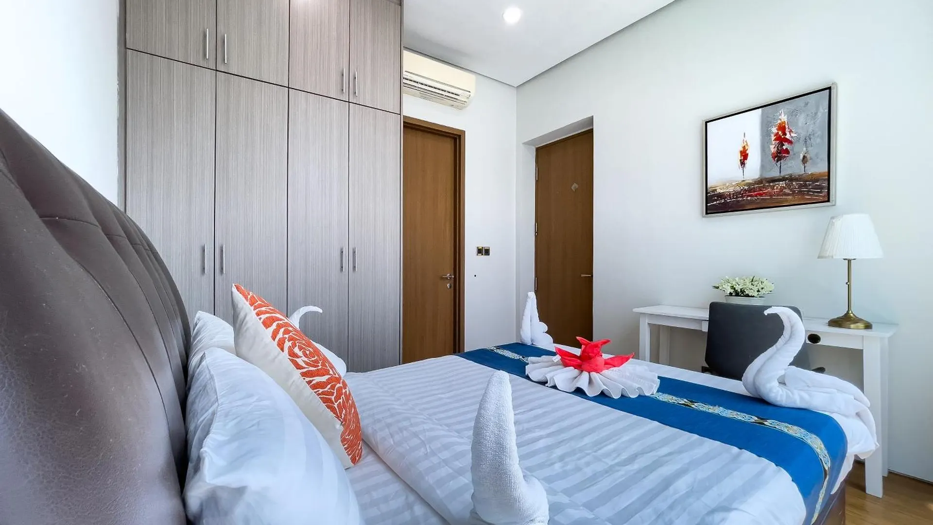 Apartment Soho Suites Klcc By Rest Kuala Lumpur Malaysia