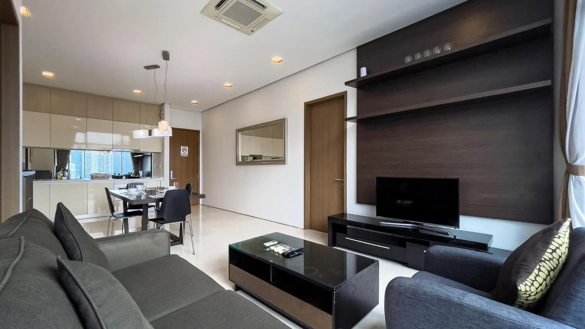 Apartment Soho Suites Klcc By Rest Kuala Lumpur
