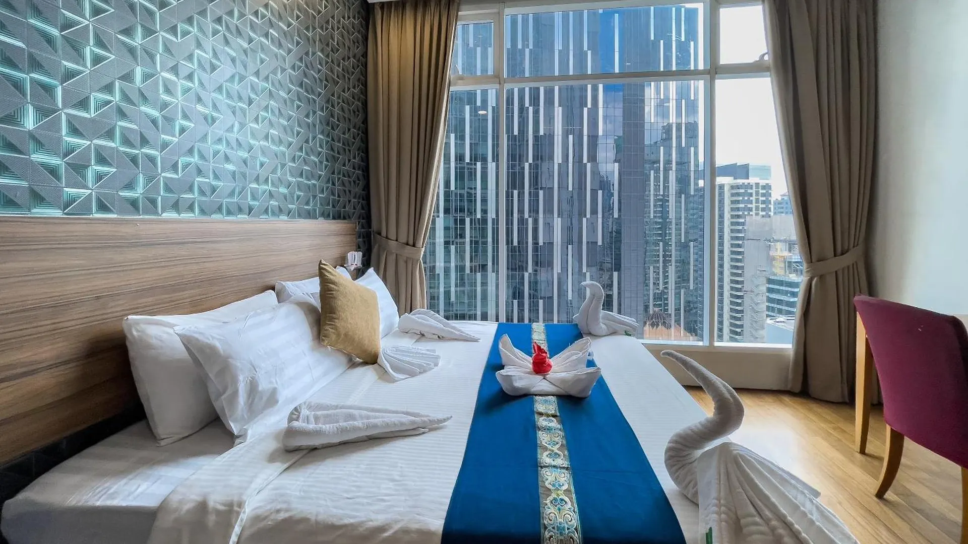 Soho Suites Klcc By Rest Kuala Lumpur 0*,